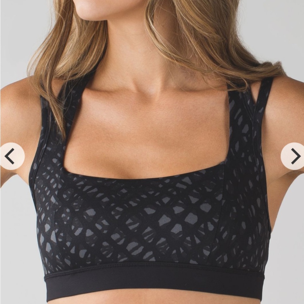 Lululemon Strappy Racerback Sports Bra - size 8 (small/medium)